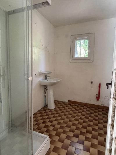 Image No.14-2 Bed House for sale
