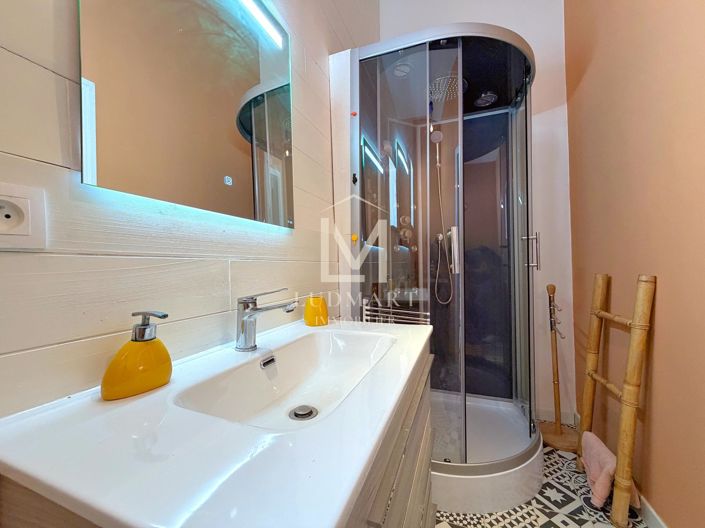 Image No.16-4 Bed House for sale
