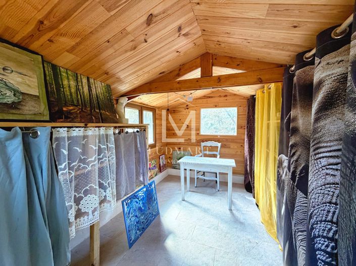 Image No.20-4 Bed House for sale