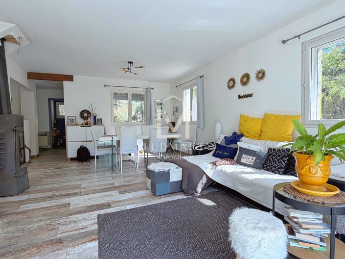 Image No.26-4 Bed House for sale