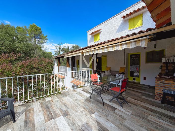 Image No.8-4 Bed House for sale