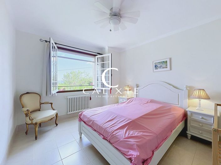 Image No.14-3 Bed House for sale