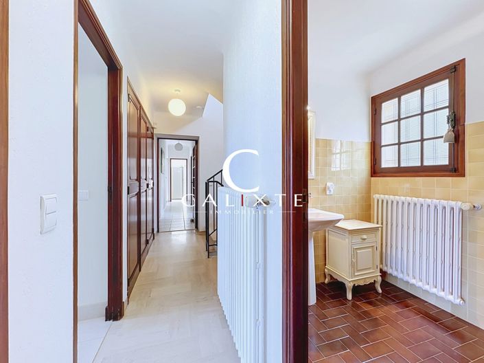 Image No.19-3 Bed House for sale