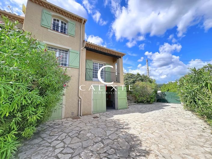 Image No.8-3 Bed House for sale