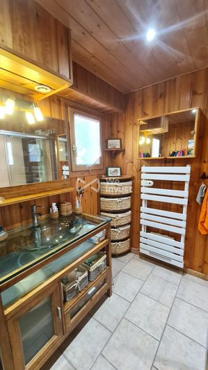 Image No.18-4 Bed House for sale