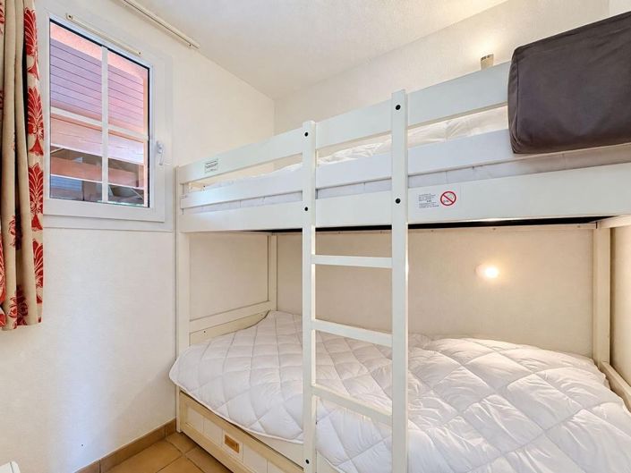 Image No.17-2 Bed Apartment for sale