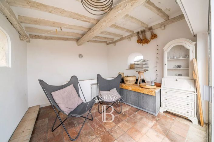 Image No.4-2 Bed House for sale