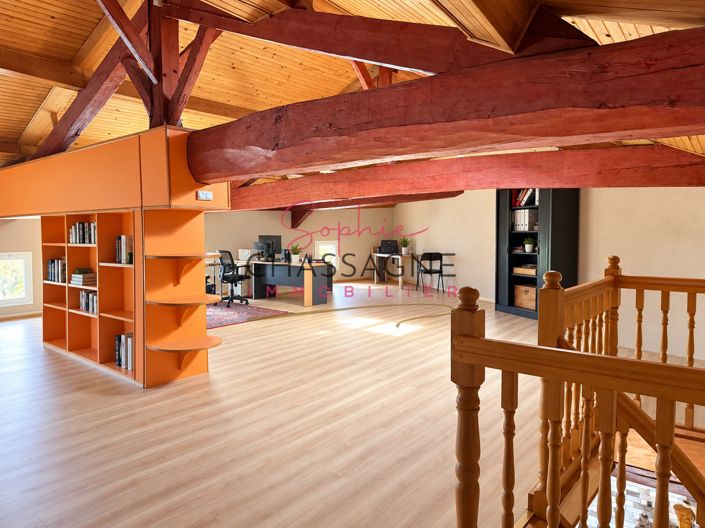 Image No.21-3 Bed House for sale