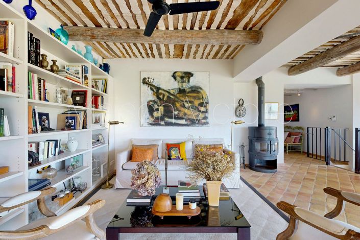 Image No.23-7 Bed House for sale