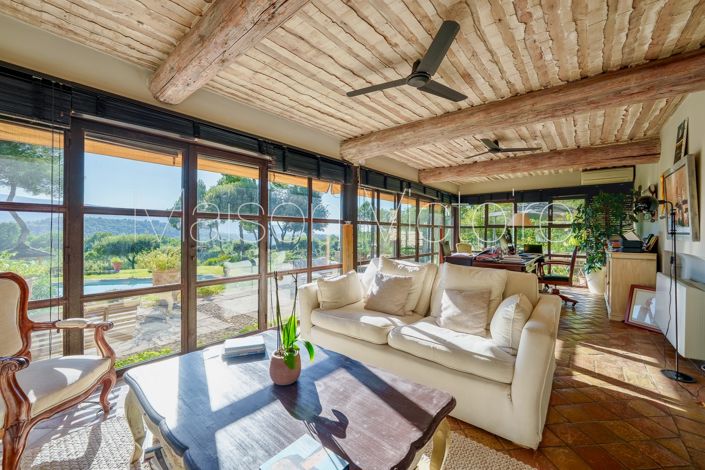 Image No.26-7 Bed House for sale