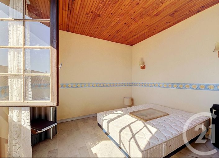 Image No.11-4 Bed House for sale