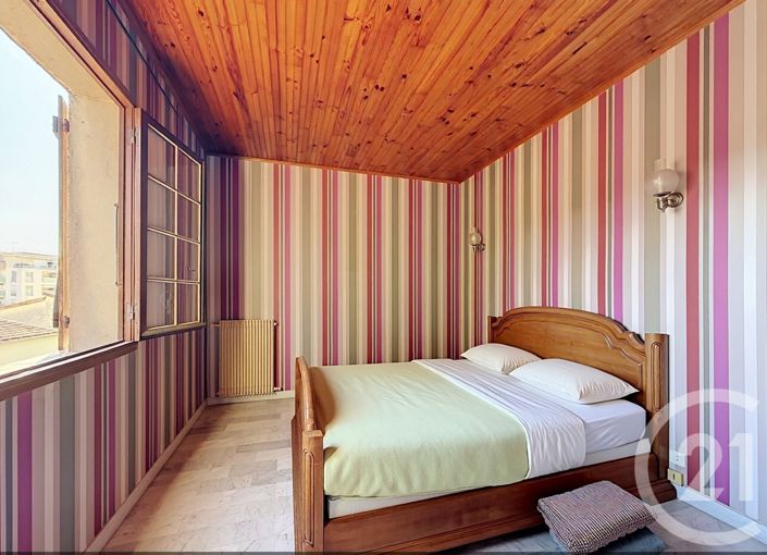 Image No.15-4 Bed House for sale