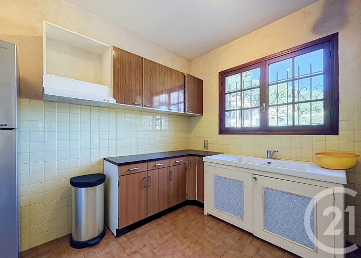 Image No.17-4 Bed House for sale
