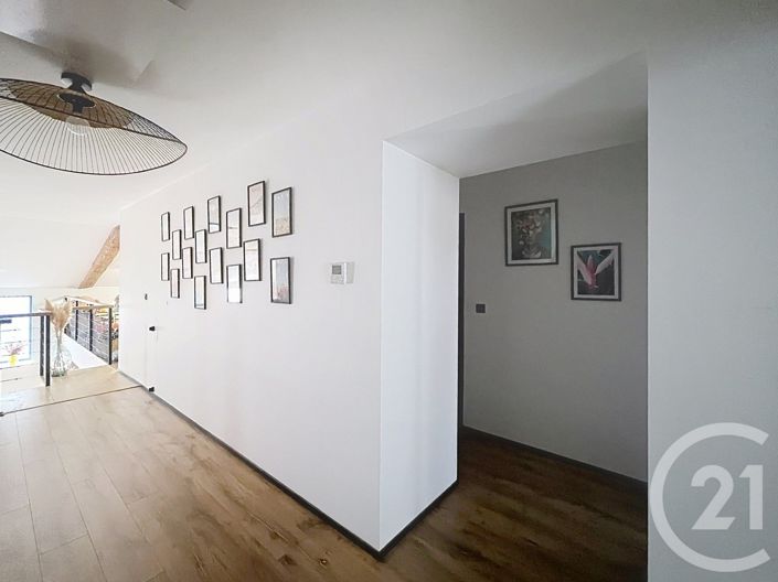 Image No.19-4 Bed House for sale