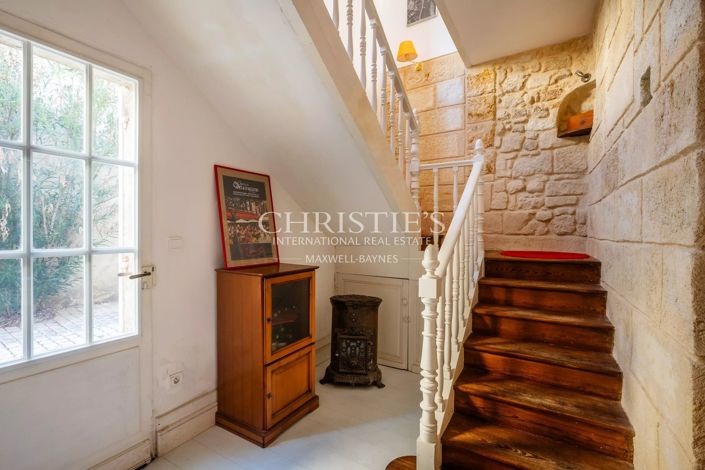 Image No.5-2 Bed House for sale