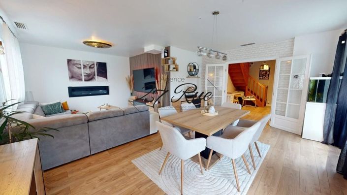 Image No.2-6 Bed House for sale