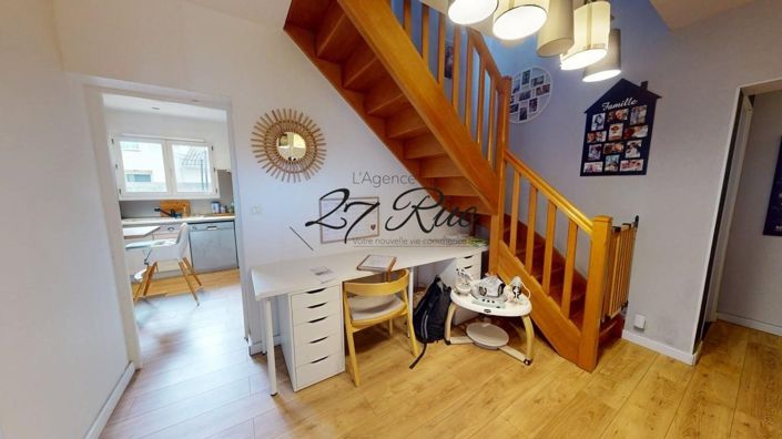 Image No.7-6 Bed House for sale