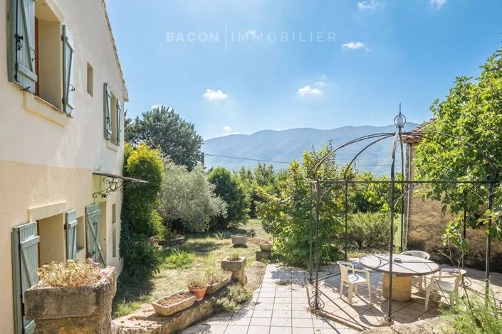 Image No.7-3 Bed House for sale