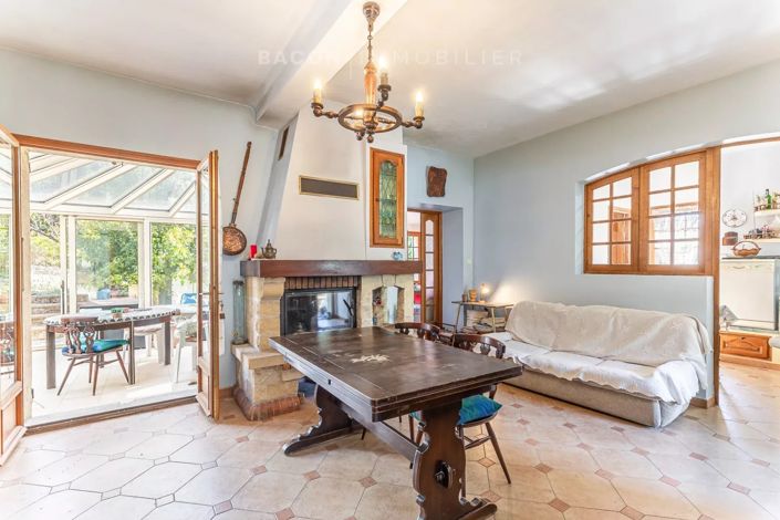 Image No.9-3 Bed House for sale