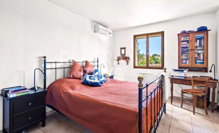 Image No.12-3 Bed House for sale