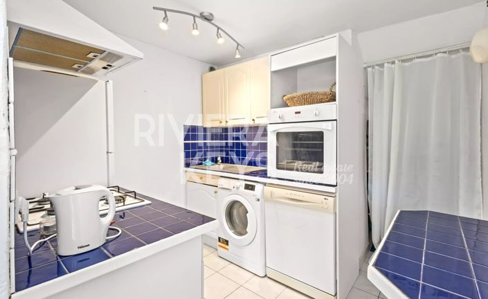 Image No.17-3 Bed House for sale