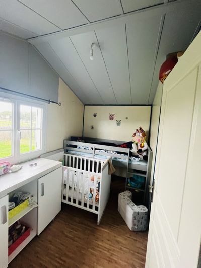 Image No.15-3 Bed House for sale