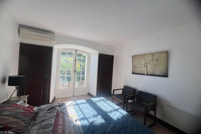 Image No.14-5 Bed House for sale