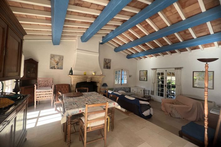 Image No.5-5 Bed House for sale