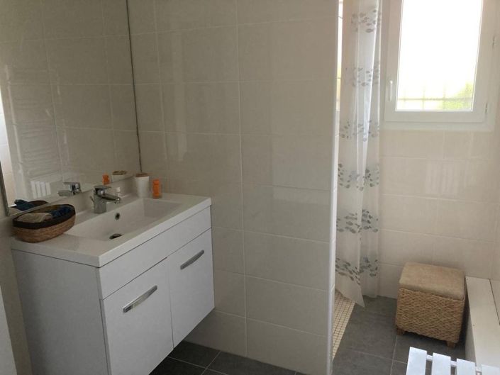 Image No.19-3 Bed House for sale