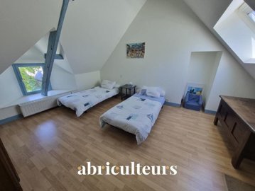 ao8dkqlq359jmknn15