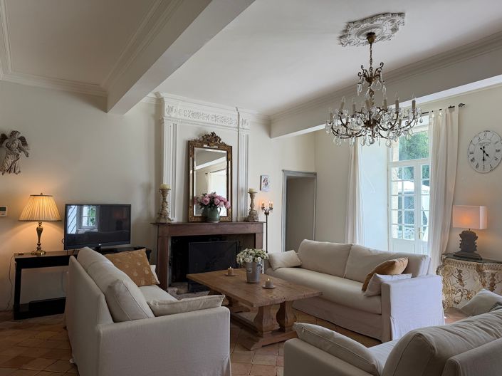 Image No.7-5 Bed House for sale