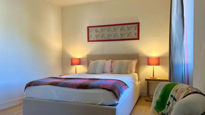 Image No.14-4 Bed House for sale