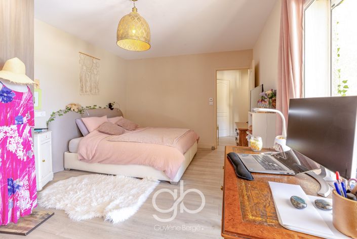 Image No.14-4 Bed House for sale
