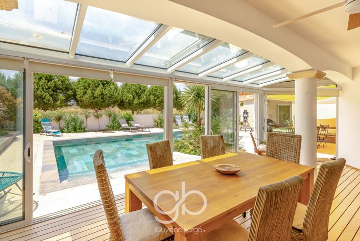 Image No.8-4 Bed House for sale