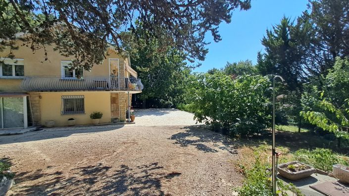 Image No.3-3 Bed House for sale