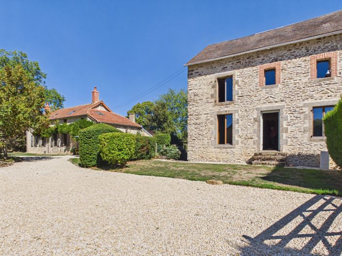 Image No.6-2 Bed House for sale