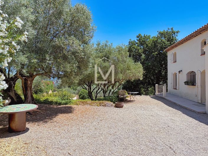 Image No.13-4 Bed House for sale