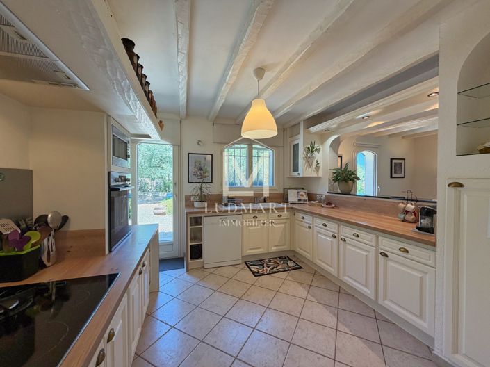 Image No.28-4 Bed House for sale