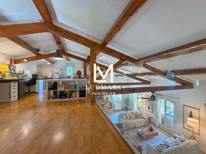 Image No.34-4 Bed House for sale