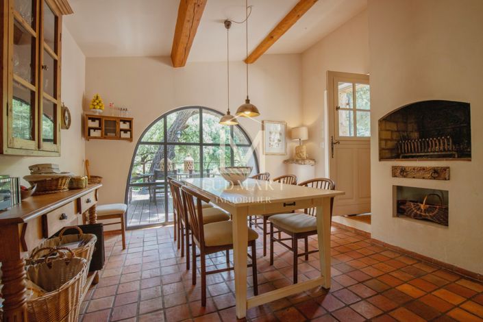 Image No.22-5 Bed House for sale