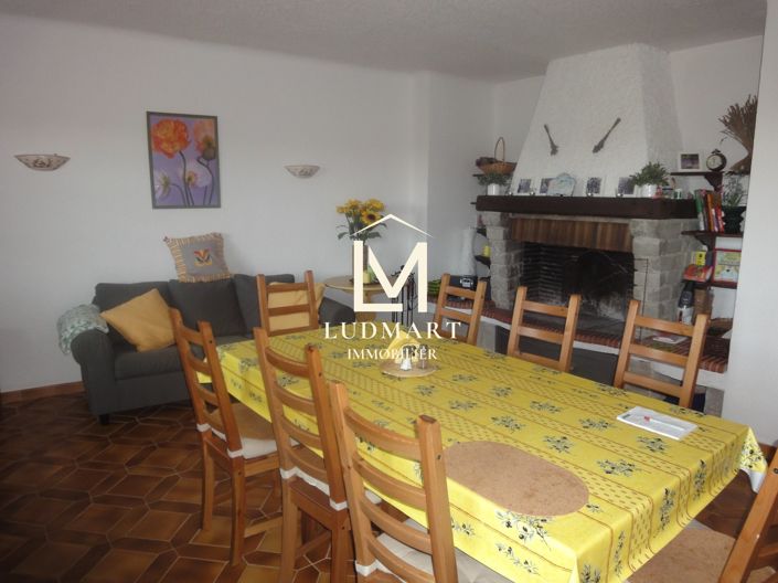 Image No.6-7 Bed House for sale
