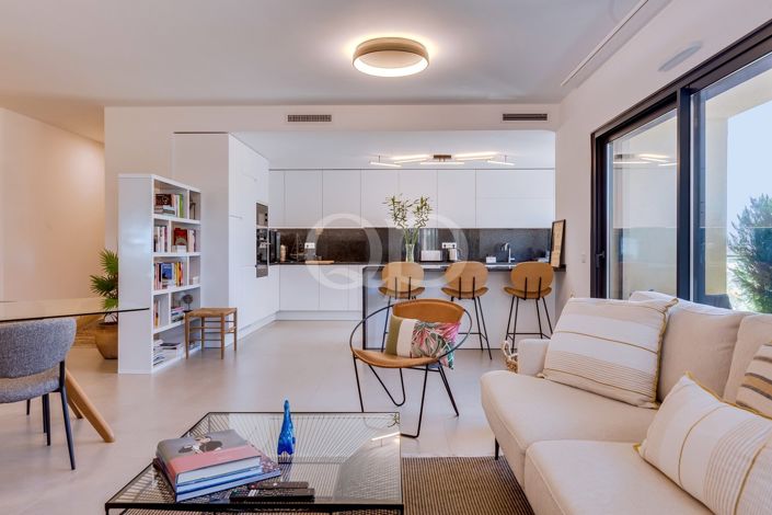 Image No.17-3 Bed Apartment for sale
