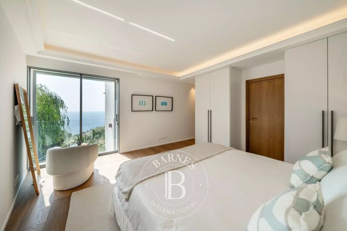 Image No.13-4 Bed House for sale