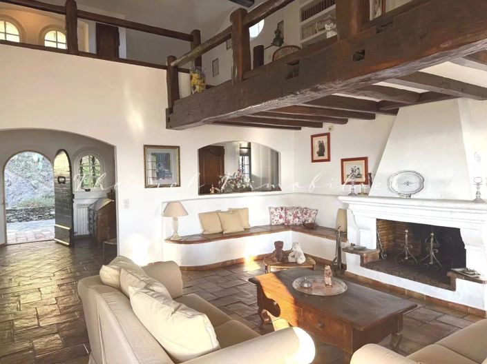 Image No.2-Casa con 6 dormitorios en venta