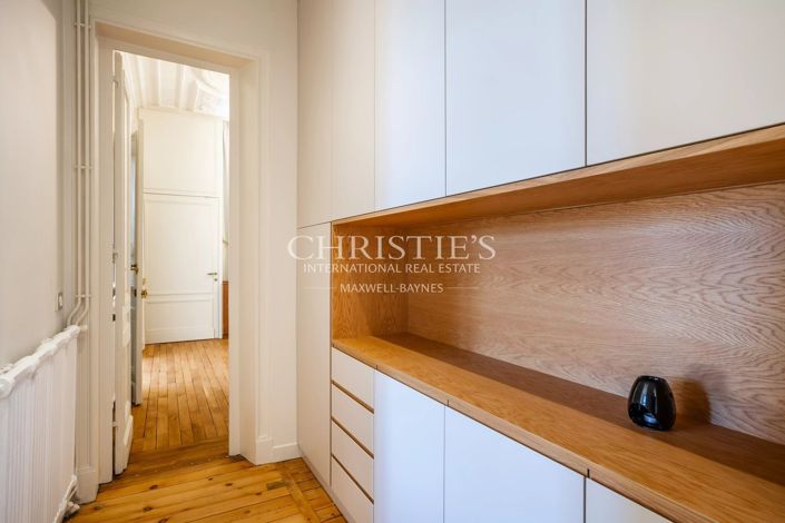 Image No.24-3 Bed Apartment for sale