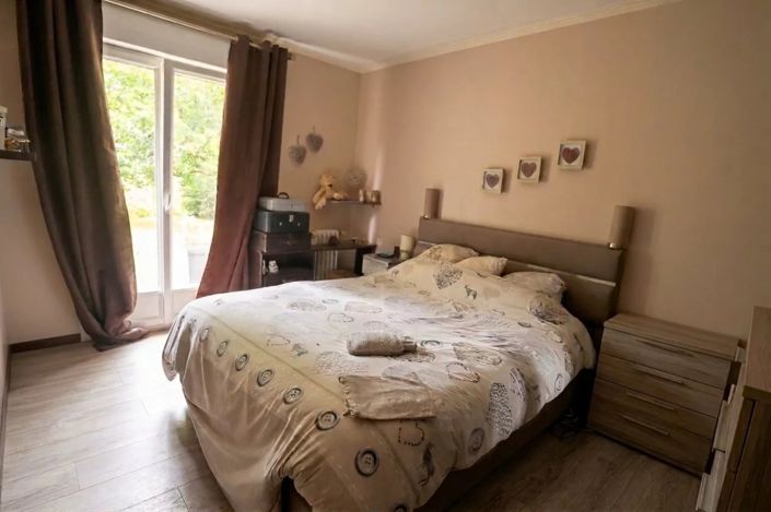 Image No.12-Casa con 4 dormitorios en venta