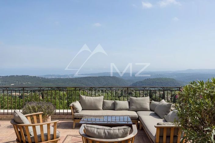 Image No.2-4 Bed House for sale
