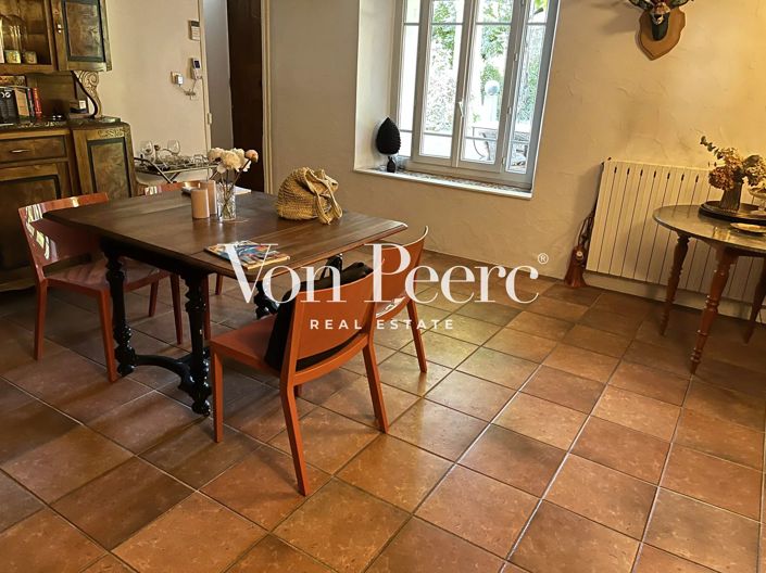Image No.5-5 Bed House for sale