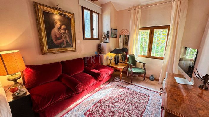 Image No.19-3 Bed House for sale