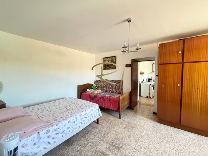 Image No.6-2 Bed House for sale